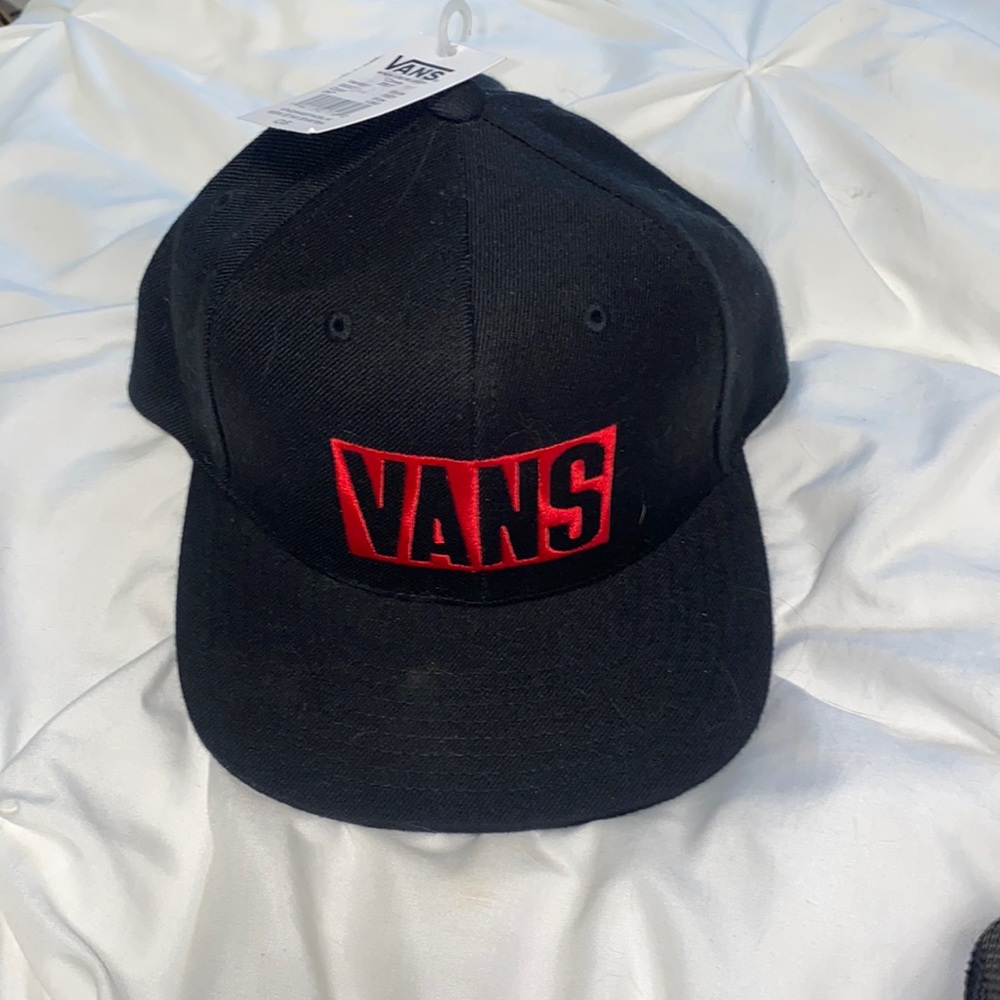 Vans Black Red Logo SnapBack adjustable hat